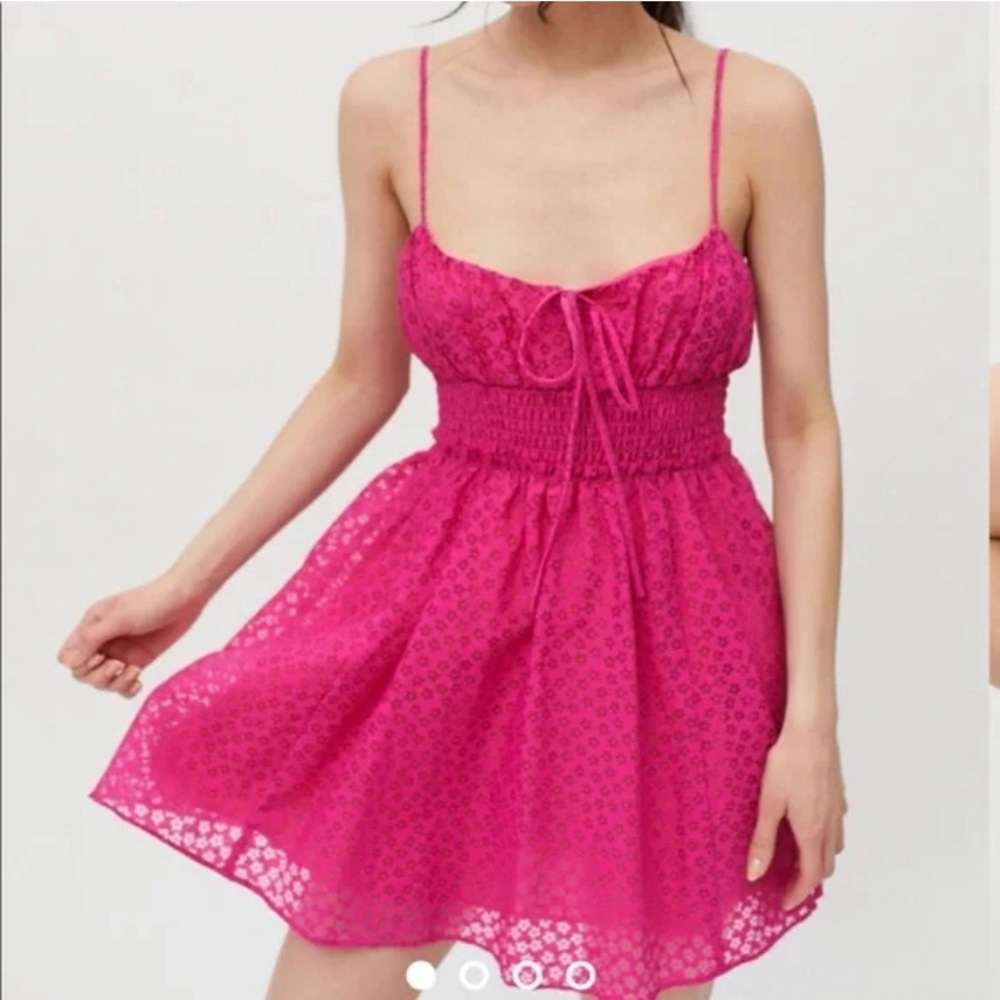 Urban outfitters Riley smocked dress. Size xs